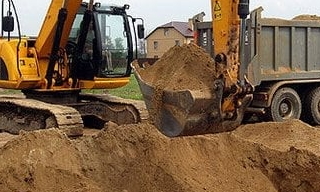 Выкопать яму экскаватором в Дмитрове от 917 руб. - ИП Садыков В. Р.