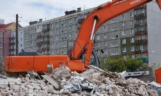 Вывоз строительного мусора с участка в Дмитрове недорого от 1529 руб. | ИП Садыков В. Р.